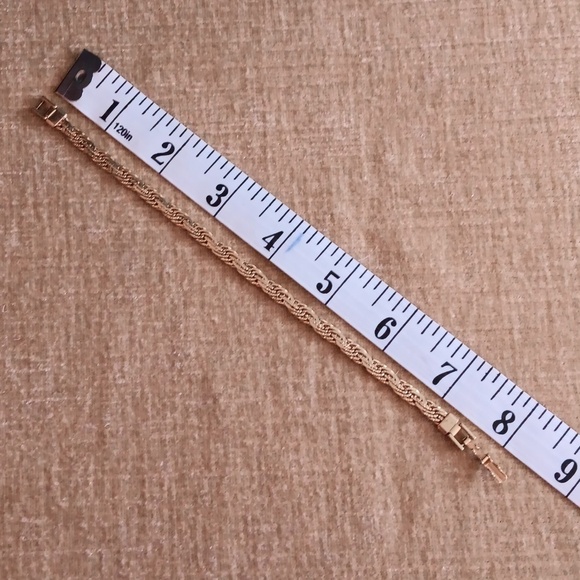 Multi Woven Gold Tone Bracelet - Picture 4 of 8